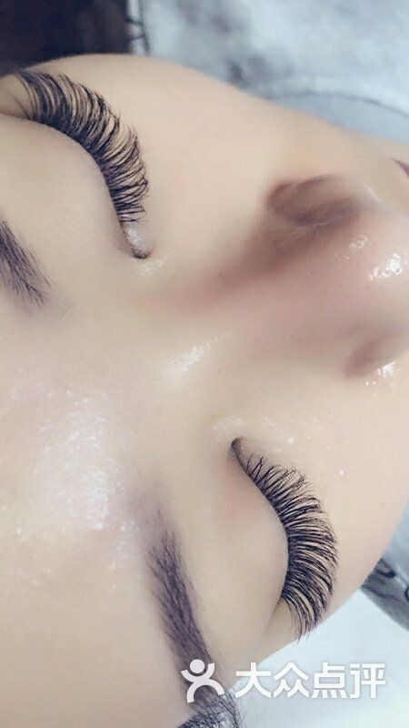 掌握美睫技巧:3种漫画款嫁接教程轻松提升你的美妆技能!(图1)